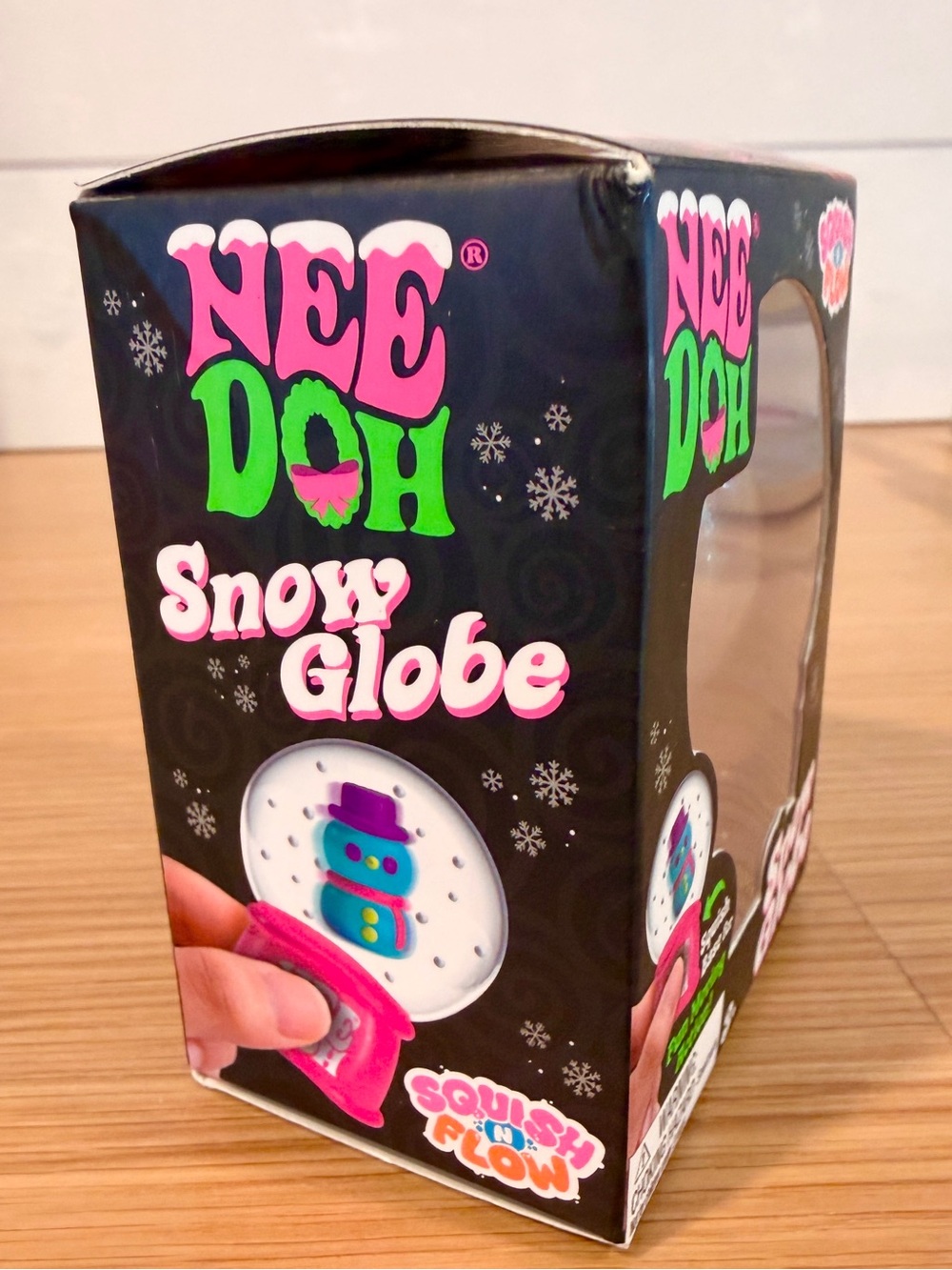 Needoh Snow Globe Purple Penny the Penguin - Picture 2 of 4